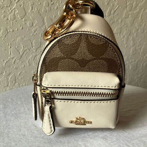 Coach: Brown & Cream Mini Backpack Bag Charm/Keychain - Picture 9 of 16